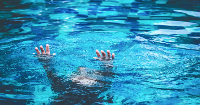 TRAGEDY STRIKES: Twin Toddlers Drown After Grandmother with Alzheimer’s Leaves Door Open — So Heartbreaking