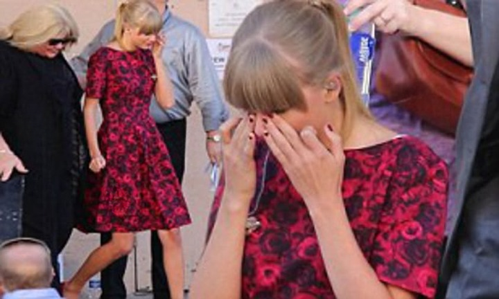 Taylor Swift’s Personal Announcement and Reaction