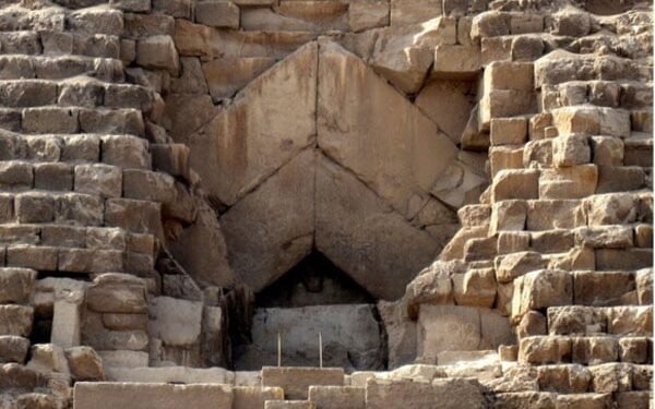 Tunnel Vision – The Mysterious Forced Entry of the Caliph into the Great Pyramid of Giza