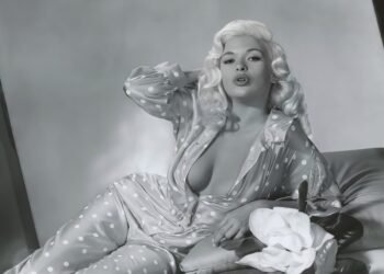 A genius in disguise, a Hollywood queen with secrets the world wasn’t ready for—her rise was legendary, but her story took an unexpected turn. Can you name this mystery icon