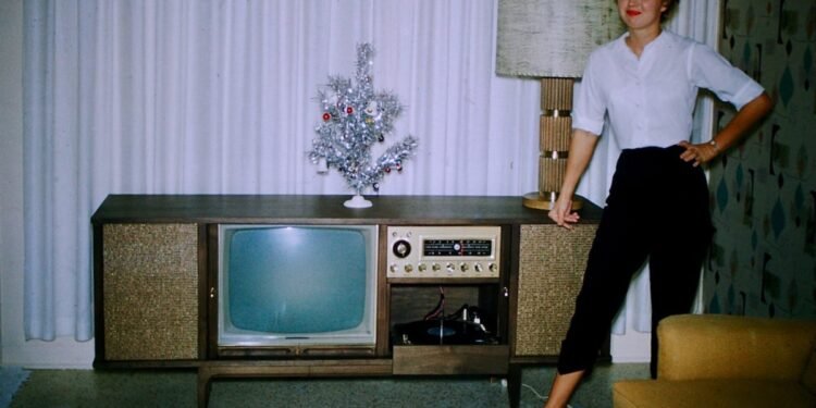 Only true kids of the ’70s & ’80s will recognize what makes this photo legendary . A true icon of its era—can you guess what it is? Details here