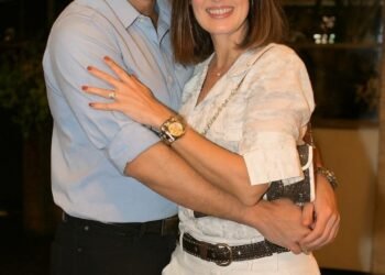 Uncategorized My mom marries my boyfriend, 10 days later She discovers… See more