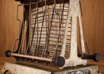 90% of People Have No Idea What This Vintage Kitchen Device Is—Do You?