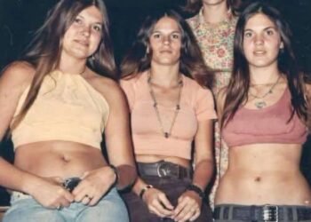 One Detail From The 70s Everyone Misses