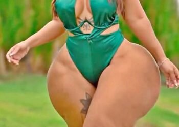 A living blow-up doll: the buttocks of 29-year-old model Gracie Bone from Panama are on the verge of exploding!