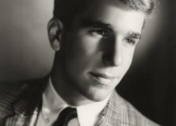 His Parents Called Him “Dumb Dog”, Years Later, He Became One Of Television’s Biggest Stars…
