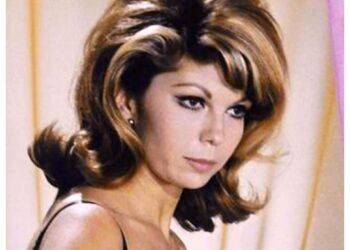 Nancy Sinatra has turned 83 – try not to smile when you see her now…