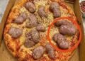I Ordered a Late-Night Pizza and Found Something Terrifying Hidden Under the Melted Cheese That Made My Heart Stop!