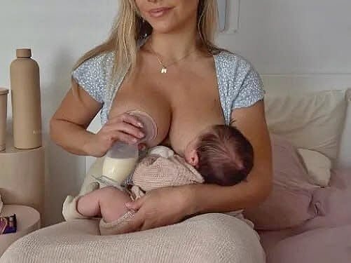 People Go Crazy on the Beach Over This Mom Breastfeeding Her Baby