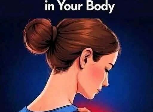 **5 Warning Signs That May Indicate Cancer Is Developing**