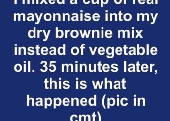 I mixed a cup of real mayonnaise into my dry brownie mix instead of vegetable oil. 35 minutes later, this is what happened