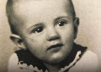 His Mother Didn’t Show Him Any Love But The Neglected Boy Would Grow Up To Be A Superstar