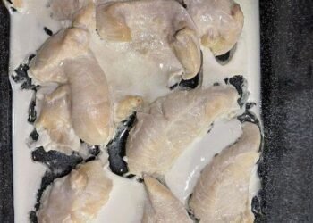 Reason you may see white goop coming out of your cooked chicken